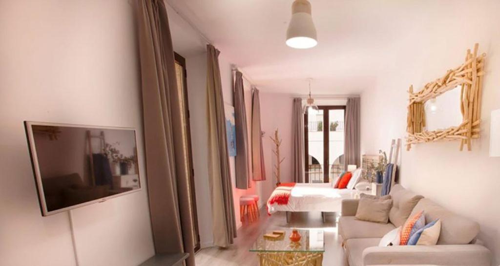 Suites Del Arenal Olehousing, Seville
